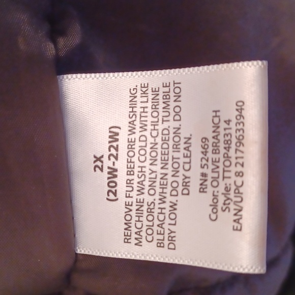 EUC TIME AND TRU THICK WINTER HOODED COAT - Picture 6 of 9